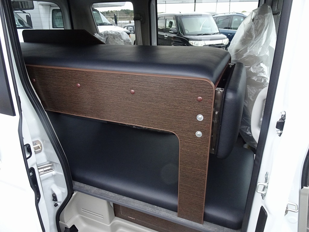 軽キャンパー　ドリームミニ　シンプル二段ベッド仕様